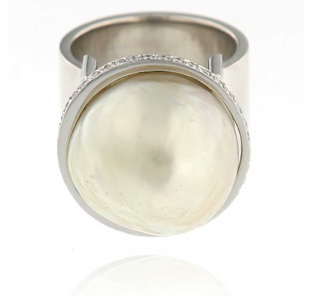 White gold ring met South-Sea pearl