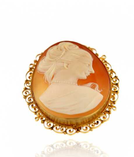 Cameo on Rose Gold