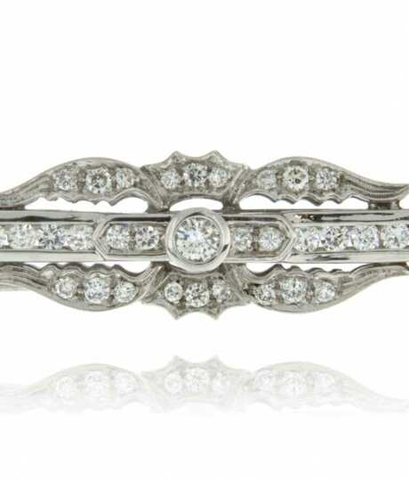 White gold brooch with 1.25 ct diamonds