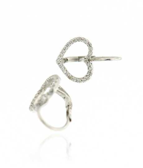 Earrings heart-shaped in white gold with diamonds