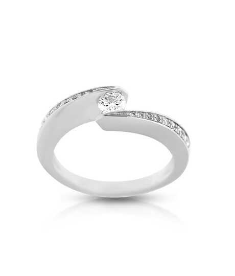 Envol ring solitaire with brilliants