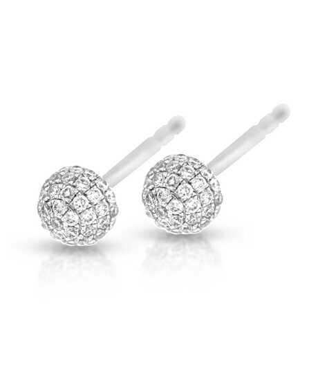 White gold ear studs with pavé brilliants