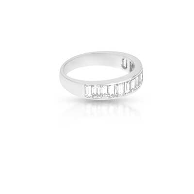 Witgouden ring 18kt met diamant baguettes