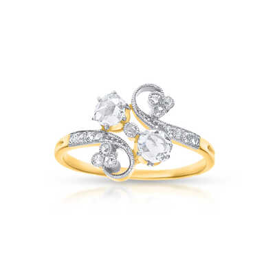 Art Nouveau ring with old-cut diamonds