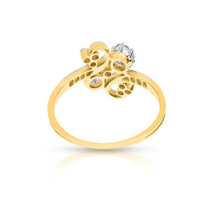 Art Nouveau ring with old-cut diamonds
