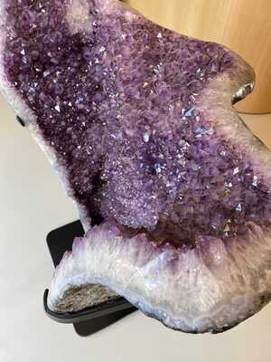 Amethiste Gem 66.1 kg 'V'