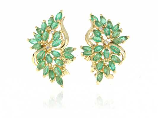 Yellow gold ear clips/tige with emerald marquises