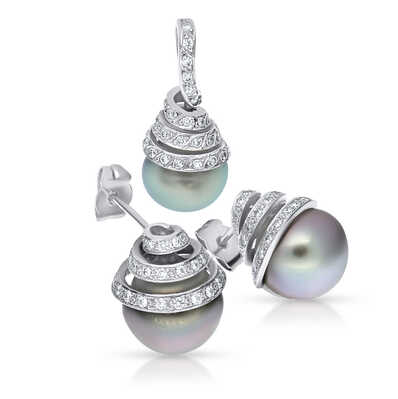 Glacial Green Tahitian Pearl Earrings with Brilliant-Cut Diamonds