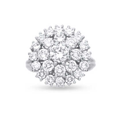 Ring in white gold with solitaire and entourage in 2 rows with 25 diamonds