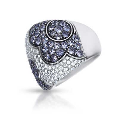 Pasquale Bruni ring in white gold with diamonds and blue sapphires