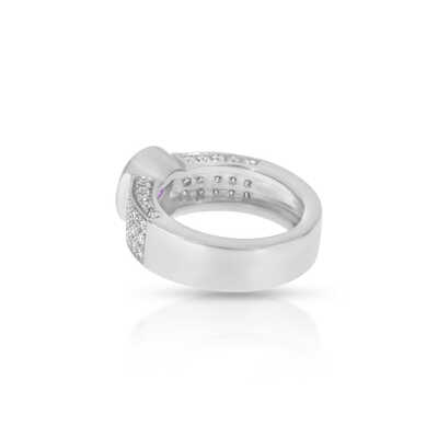 White gold ring 18 kt with amethyst and brilliants