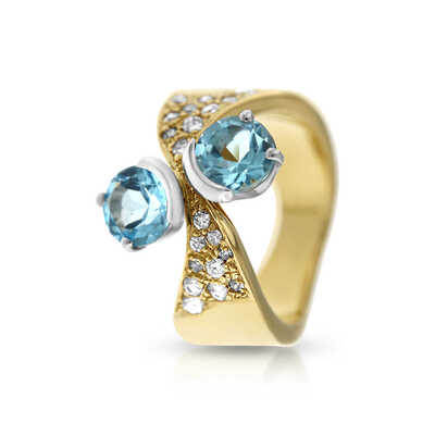 Toi et Moi yellow gold ring with topazes and diamonds